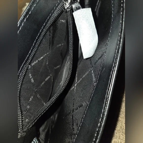 NWT Michael Kors Bradshaw Suede & Faux Shearling Messenger Bag - Picture 9 of 14